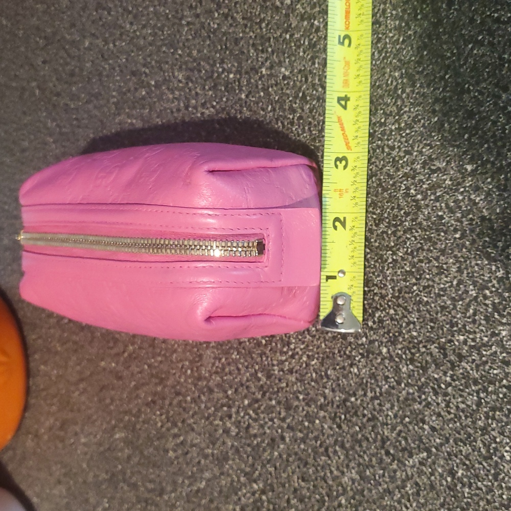 Gucci Momogram Bag Pouch - Picture 14 of 15